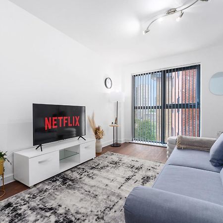 Modern Studio Near City Centre Манчестър Екстериор снимка