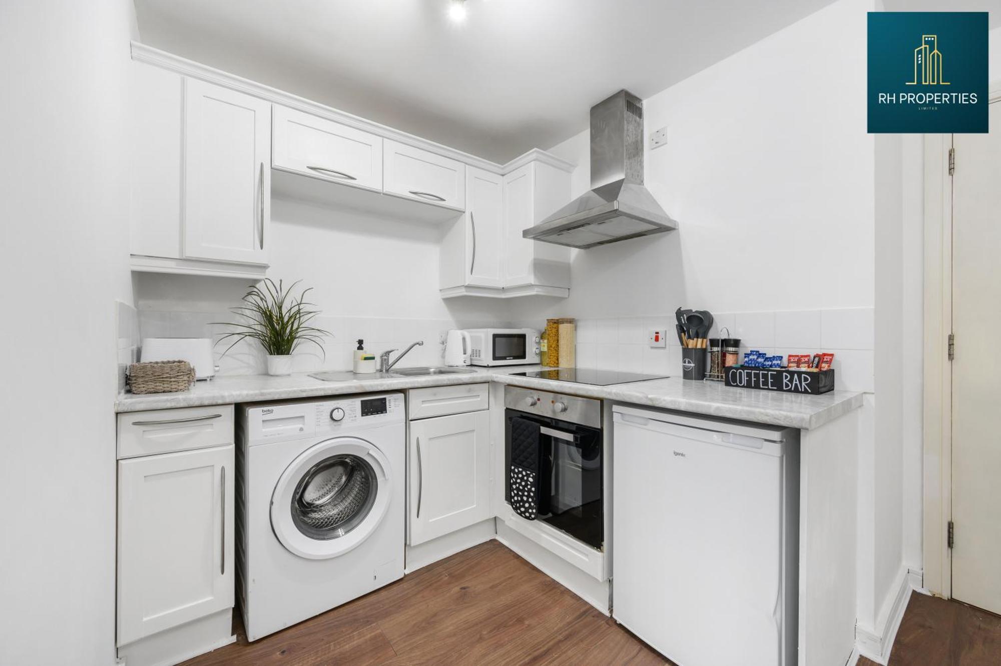 Modern Studio Near City Centre Манчестър Екстериор снимка